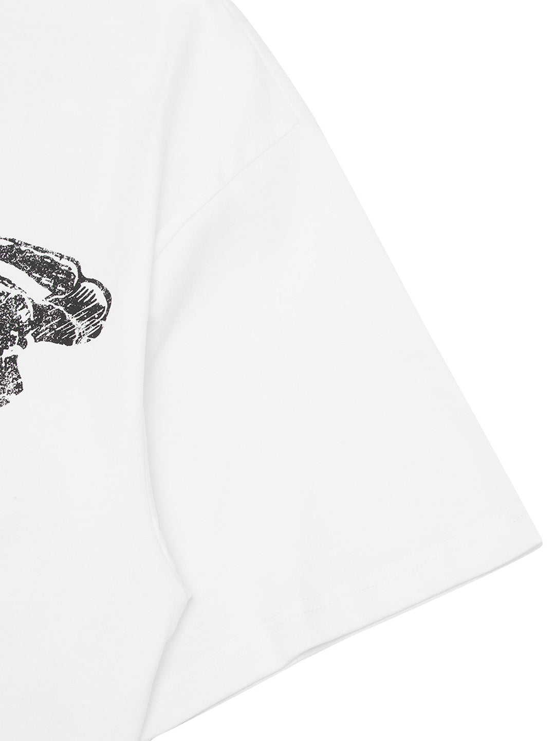 Ayuuki Pencil Detail Skull Street Rap T-shirt